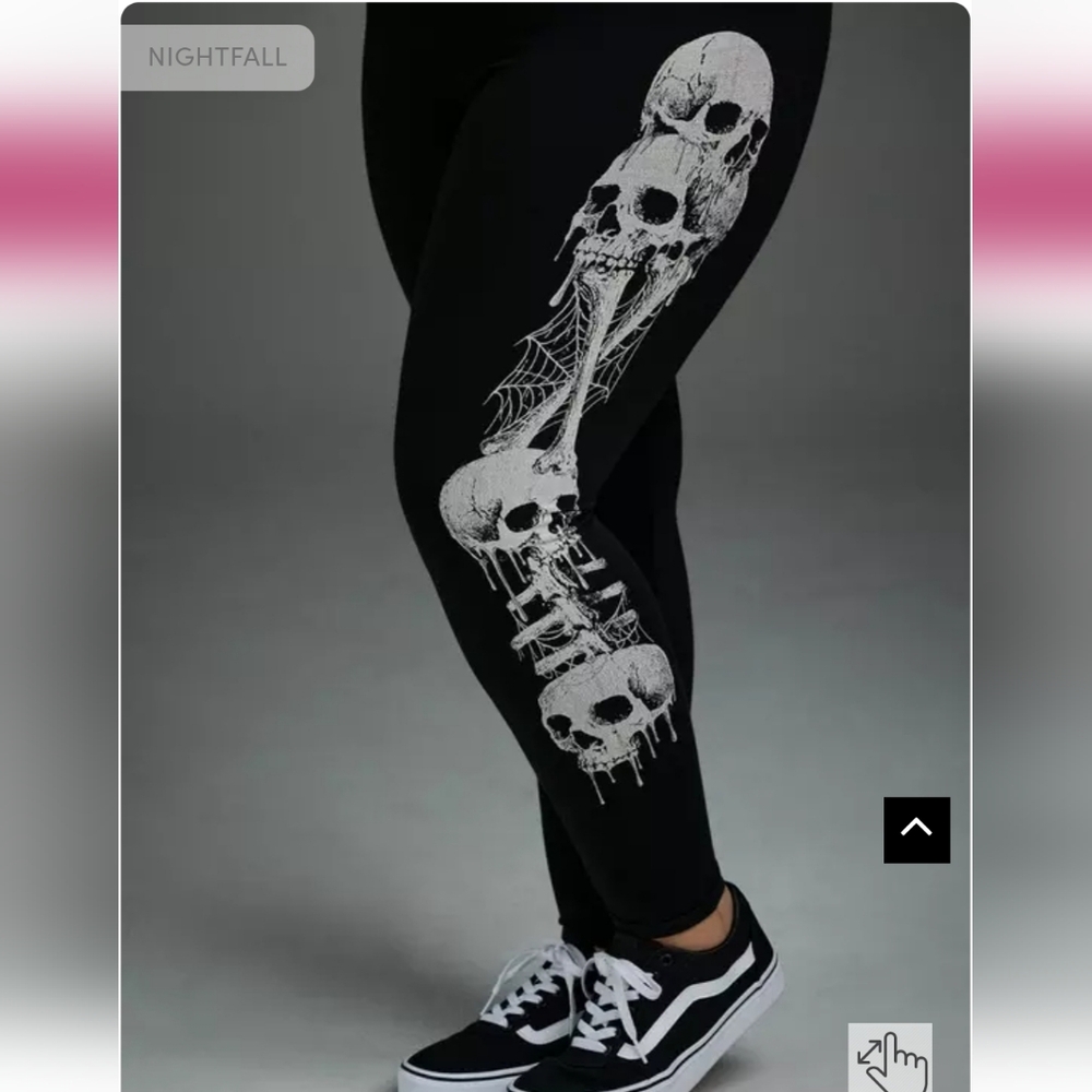 🆕️ ☠️TORRID NIGHTFALL SKULL PRINTED LEGGINGS - FULL LENGTH ☠️ - Picture 4 of 5